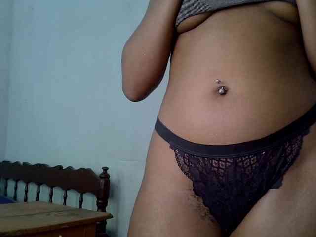SpicyMackenzie1 webcam