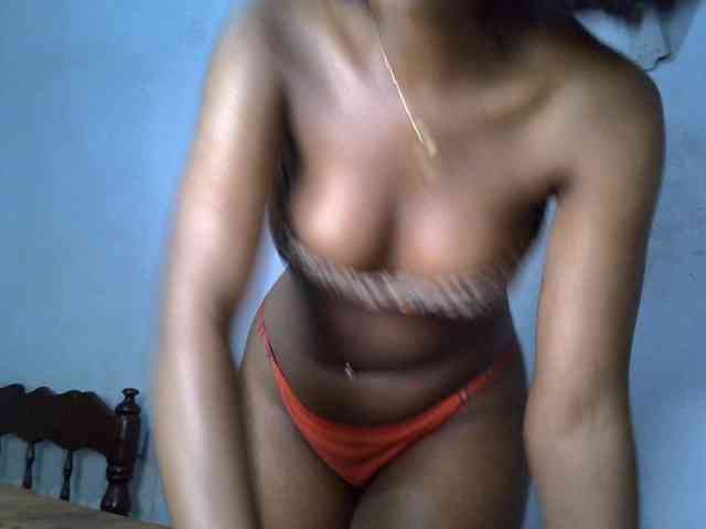 SpicyMackenzie1 webcam