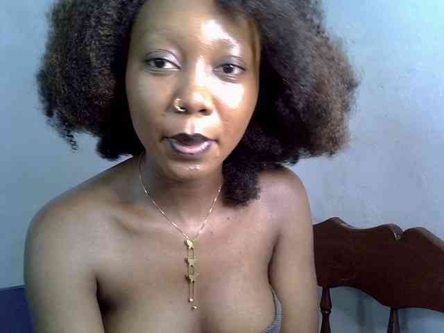 SpicyMackenzie1 webcam