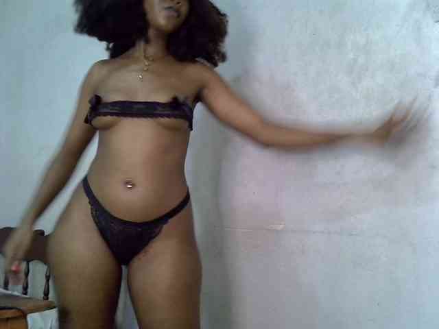 SpicyMackenzie1 webcam