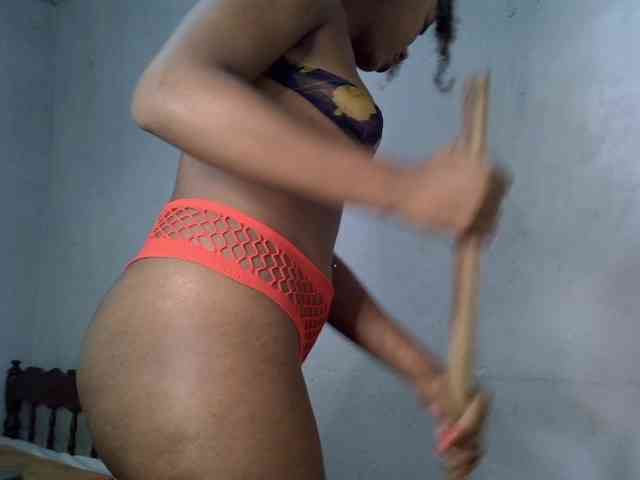 SpicyMackenzie1 webcam