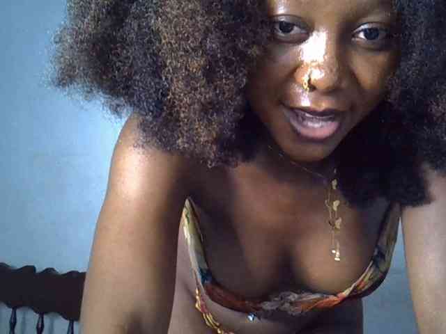 SpicyMackenzie1 webcam