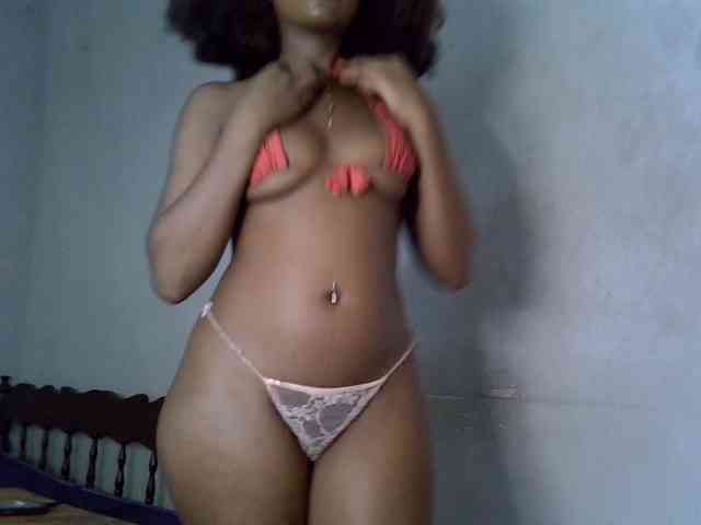 SpicyMackenzie1 webcam