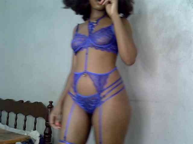 SpicyMackenzie1 webcam