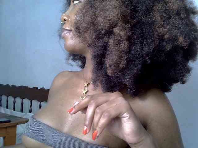 SpicyMackenzie1 webcam