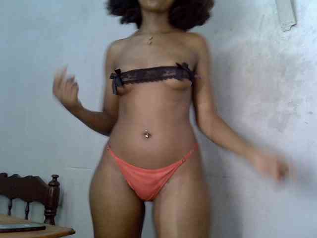 SpicyMackenzie1 webcam