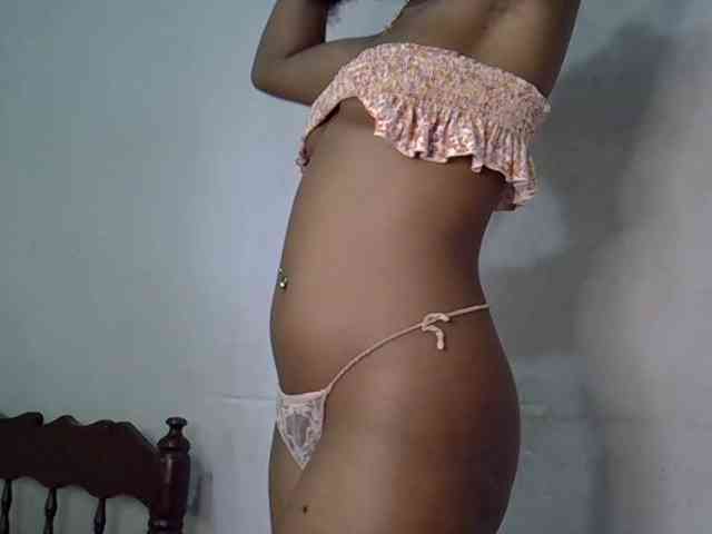 SpicyMackenzie1 webcam