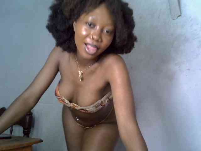 SpicyMackenzie1 webcam