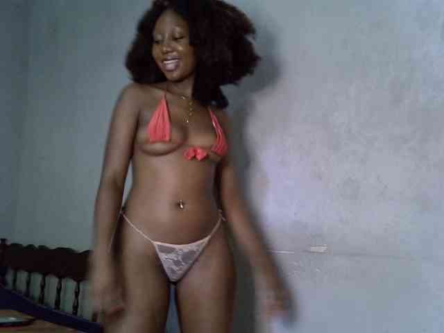 SpicyMackenzie1 webcam