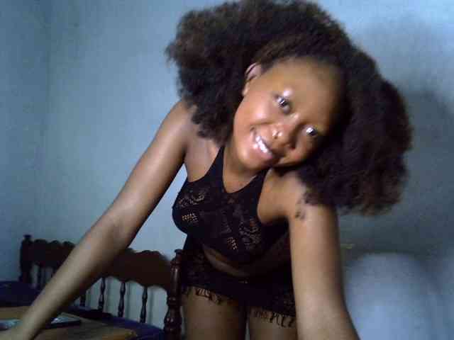 SpicyMackenzie1 webcam