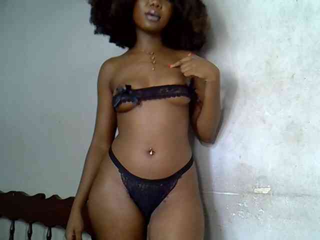 SpicyMackenzie1 webcam