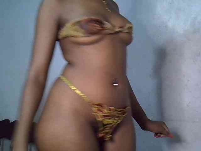 SpicyMackenzie1 webcam