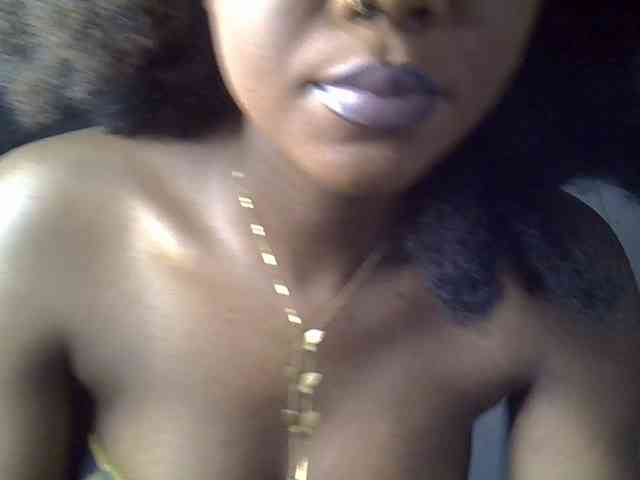 SpicyMackenzie1 webcam