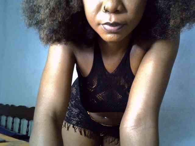 SpicyMackenzie1 webcam