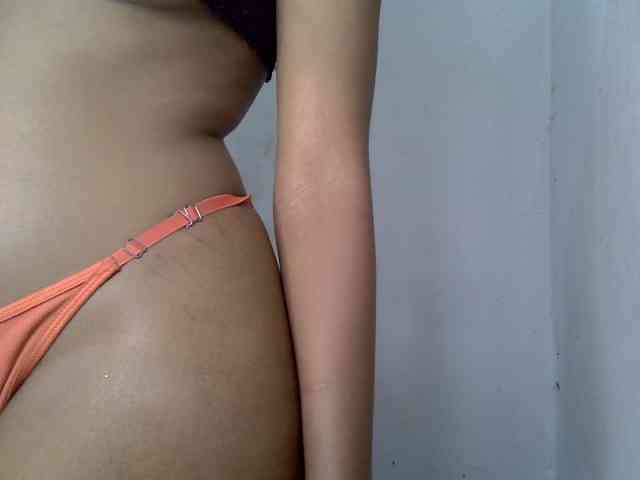 SpicyMackenzie1 webcam