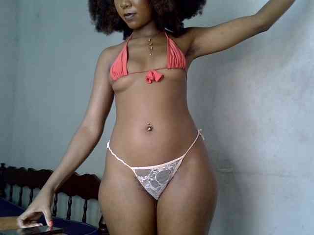 SpicyMackenzie1 webcam