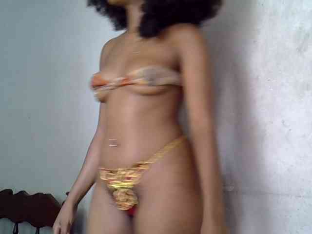 SpicyMackenzie1 webcam