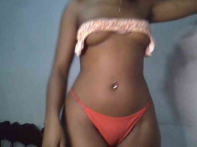 SpicyMackenzie1 webcam
