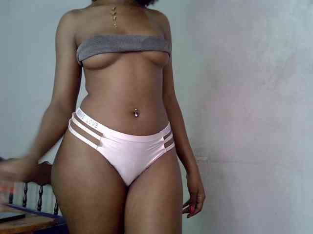 SpicyMackenzie1 webcam