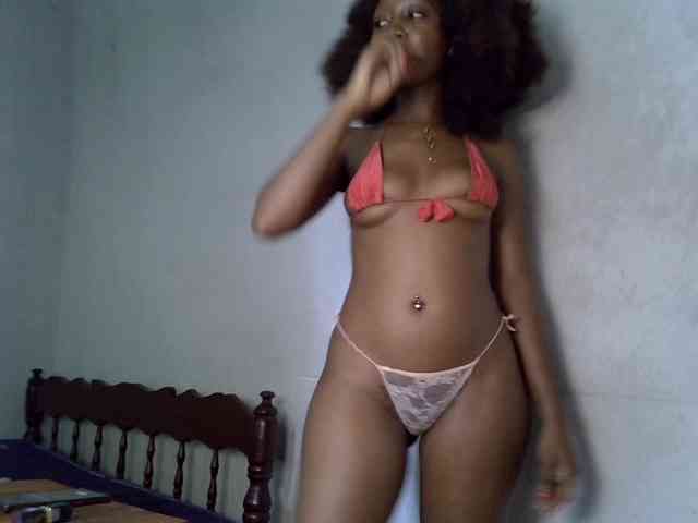 SpicyMackenzie1 webcam