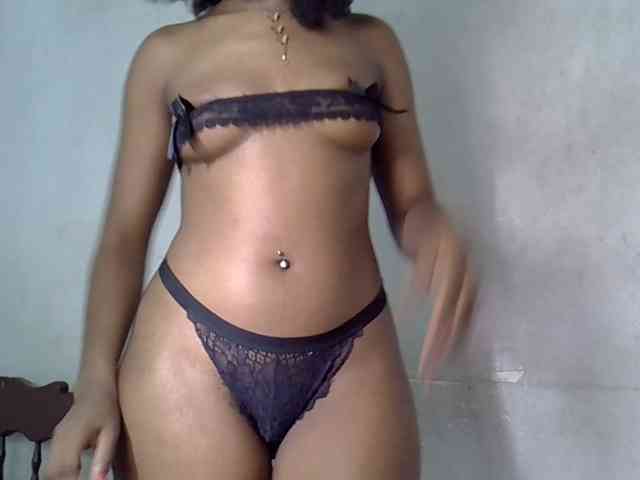 SpicyMackenzie1 webcam