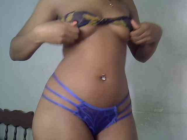 SpicyMackenzie1 webcam