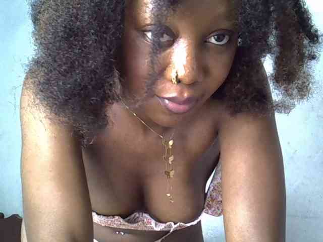 SpicyMackenzie1 webcam