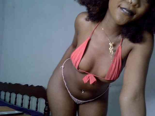 SpicyMackenzie1 webcam