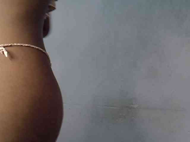 SpicyMackenzie1 webcam