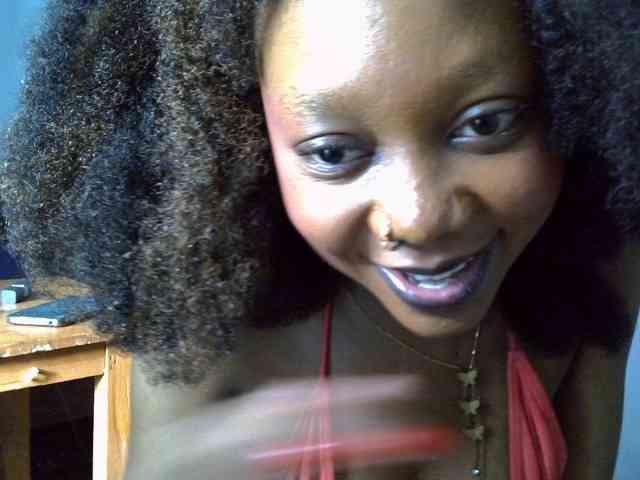 SpicyMackenzie1 webcam