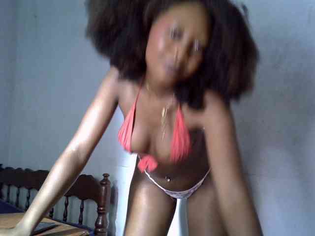 SpicyMackenzie1 webcam