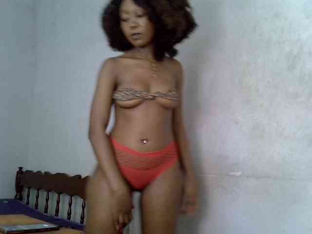 SpicyMackenzie1 webcam