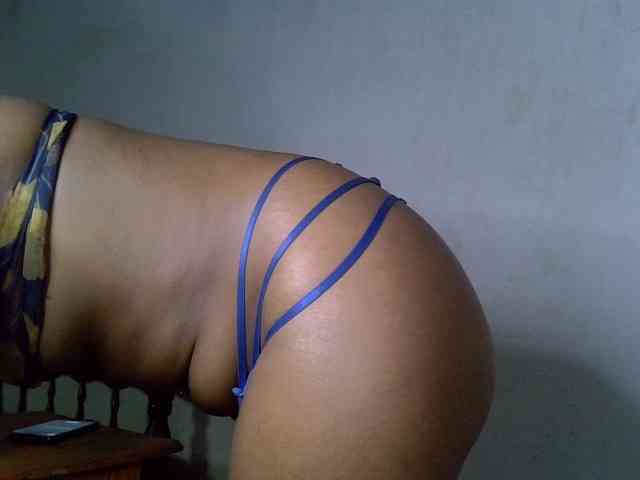 SpicyMackenzie1 webcam