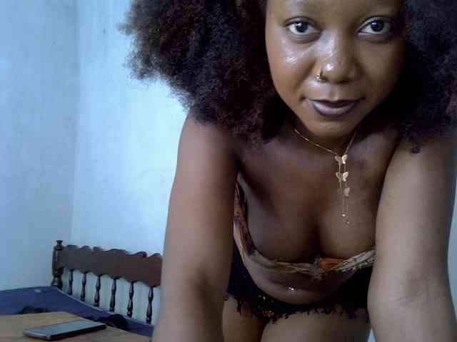 SpicyMackenzie1 webcam