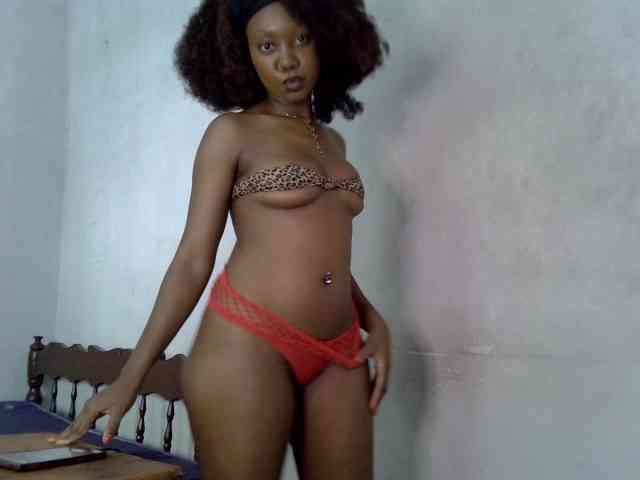 SpicyMackenzie1 webcam