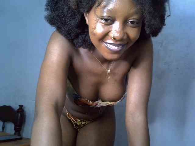 SpicyMackenzie1 webcam