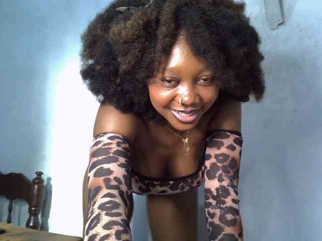 SpicyMackenzie1 webcam