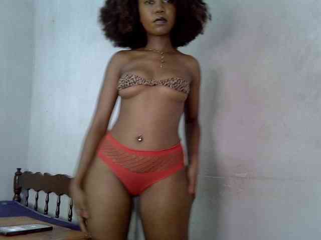 SpicyMackenzie1 webcam