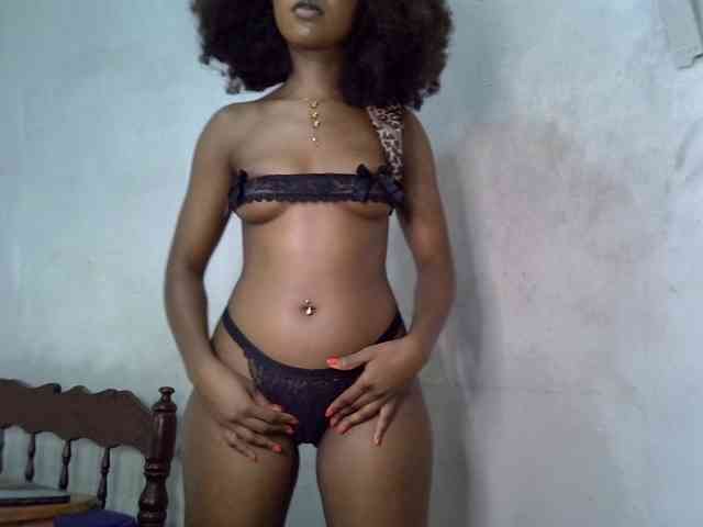 SpicyMackenzie1 webcam