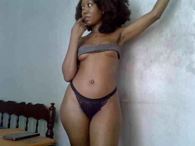 SpicyMackenzie1 webcam