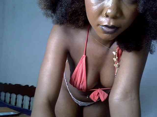 SpicyMackenzie1 webcam