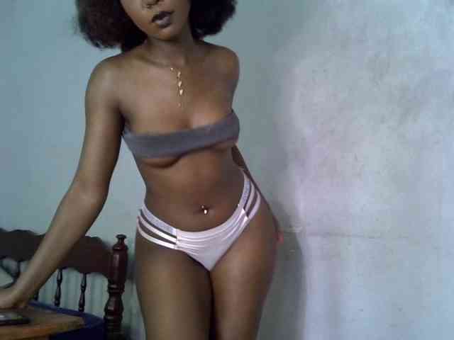 SpicyMackenzie1 webcam