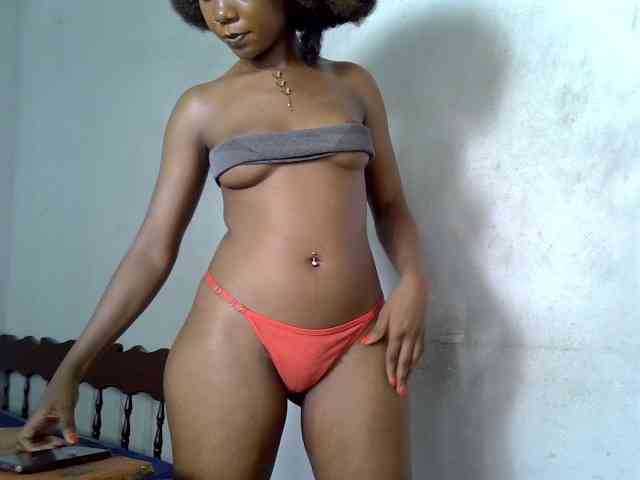 SpicyMackenzie1 webcam