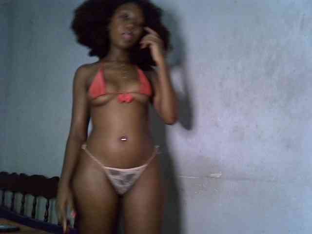 SpicyMackenzie1 webcam