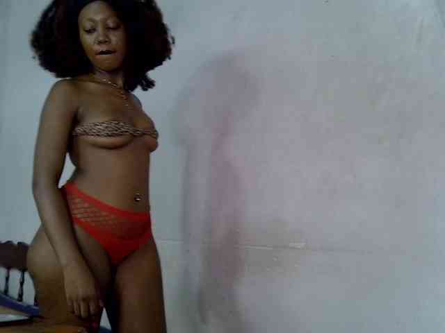 SpicyMackenzie1 webcam