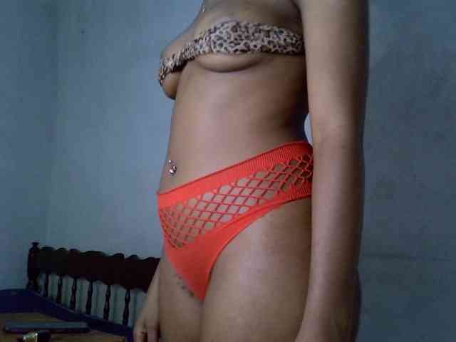 SpicyMackenzie1 webcam