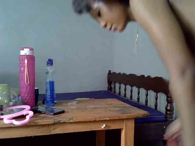 SpicyMackenzie1 webcam