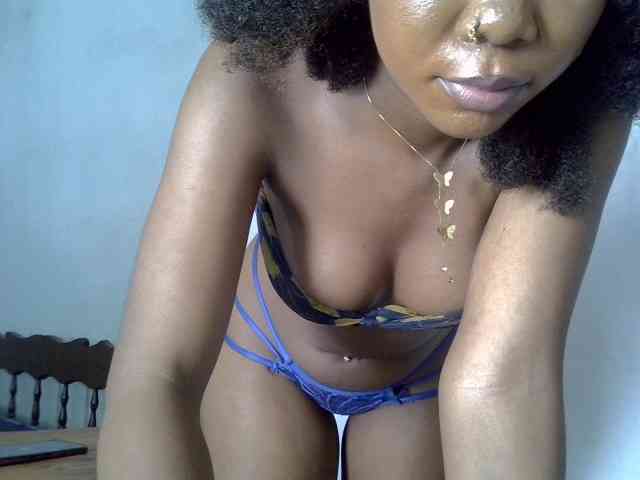 SpicyMackenzie1 webcam