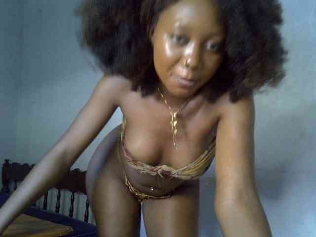 SpicyMackenzie1 webcam