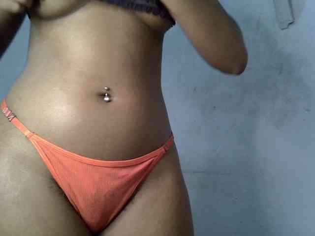 SpicyMackenzie1 webcam